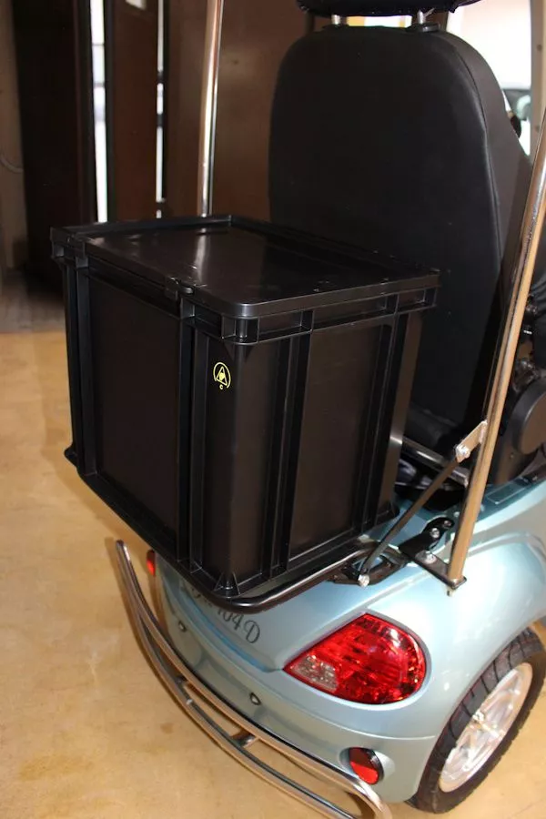 Fahrzeug-Nr. 57 / Jet 304D Stahlblau